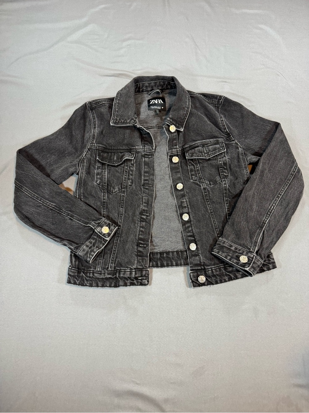 Zara Black Washed Denim Jacket Medium Classic Trucker Jean Jacket - Picture 2 of 7